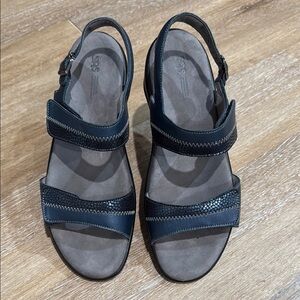 SAS Size 11 1/2 M Black and Blue Comfort Sandals with Adjustable Straps